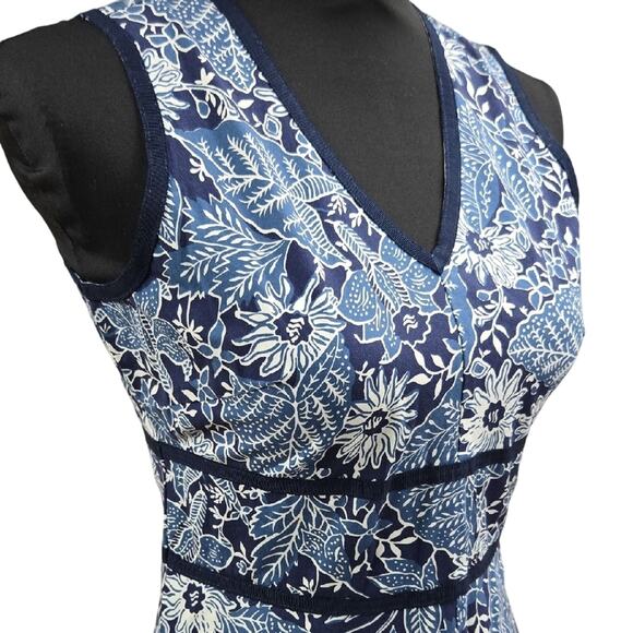 Eddie Bauer Blue Floral Sleeveless Midi Dress – Petite 2 - Picture 2 of 10